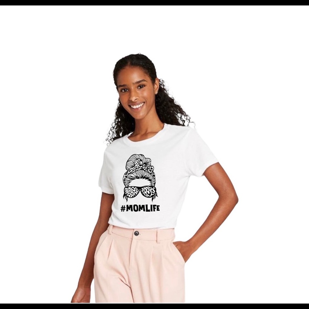 #Mom life shirt